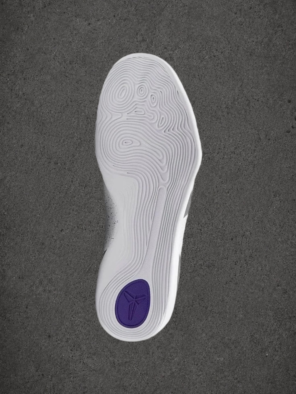 Nike Kobe 9 Elite Low EM Protro