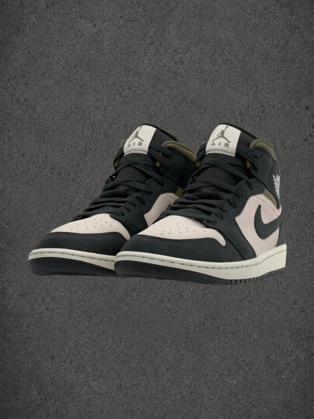 AIR JORDAN 1 MID SE Off Noir “Médium Olive”