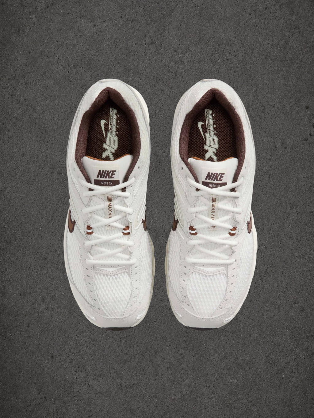 Nike air Max moto 2k