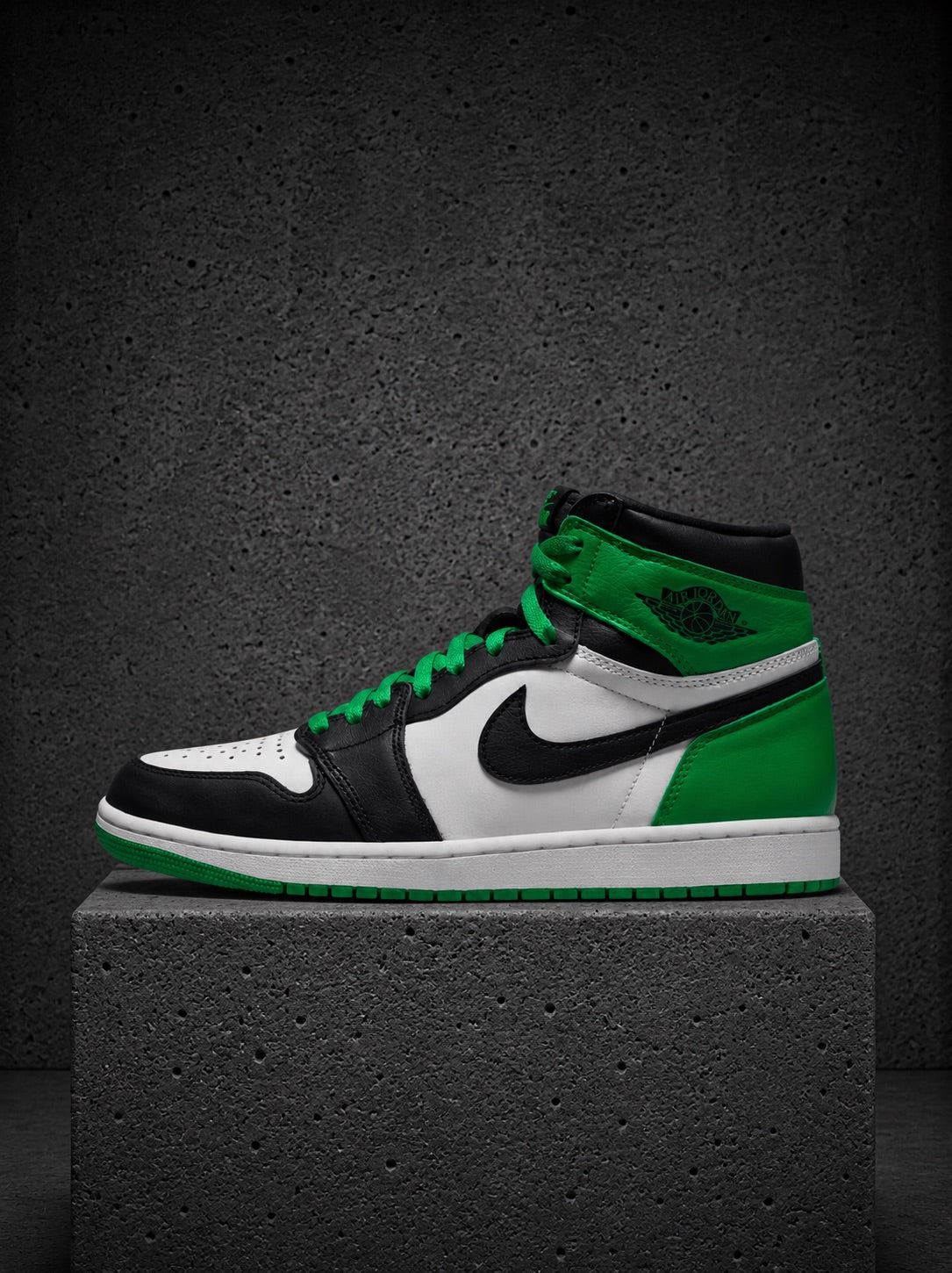 Jordan 1 Retro High OG “LUCKY GREEN”