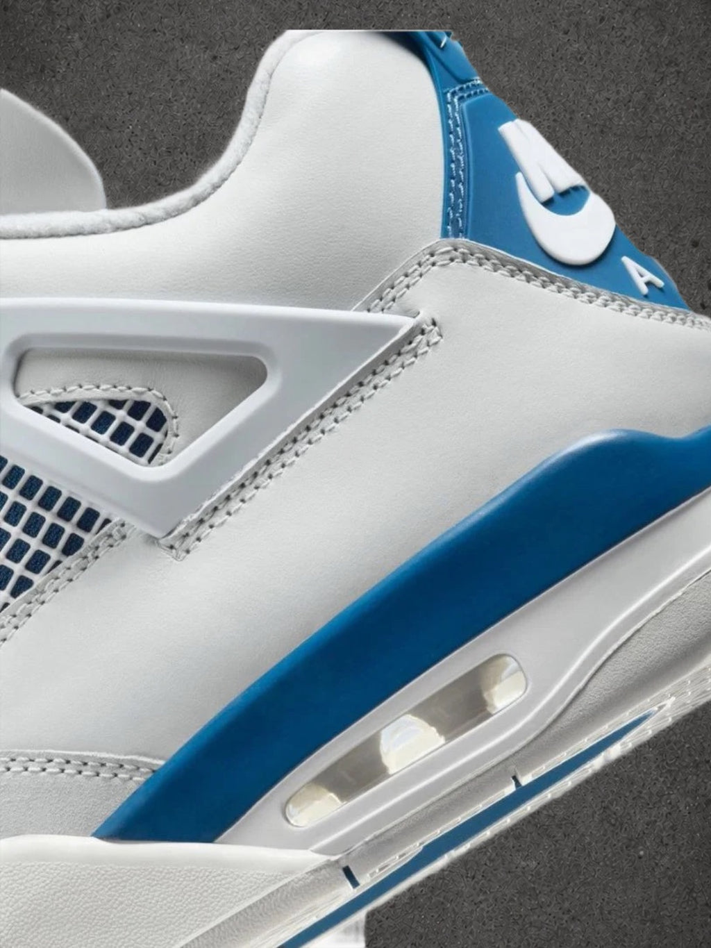 Jordan 4 military Blue (2024)