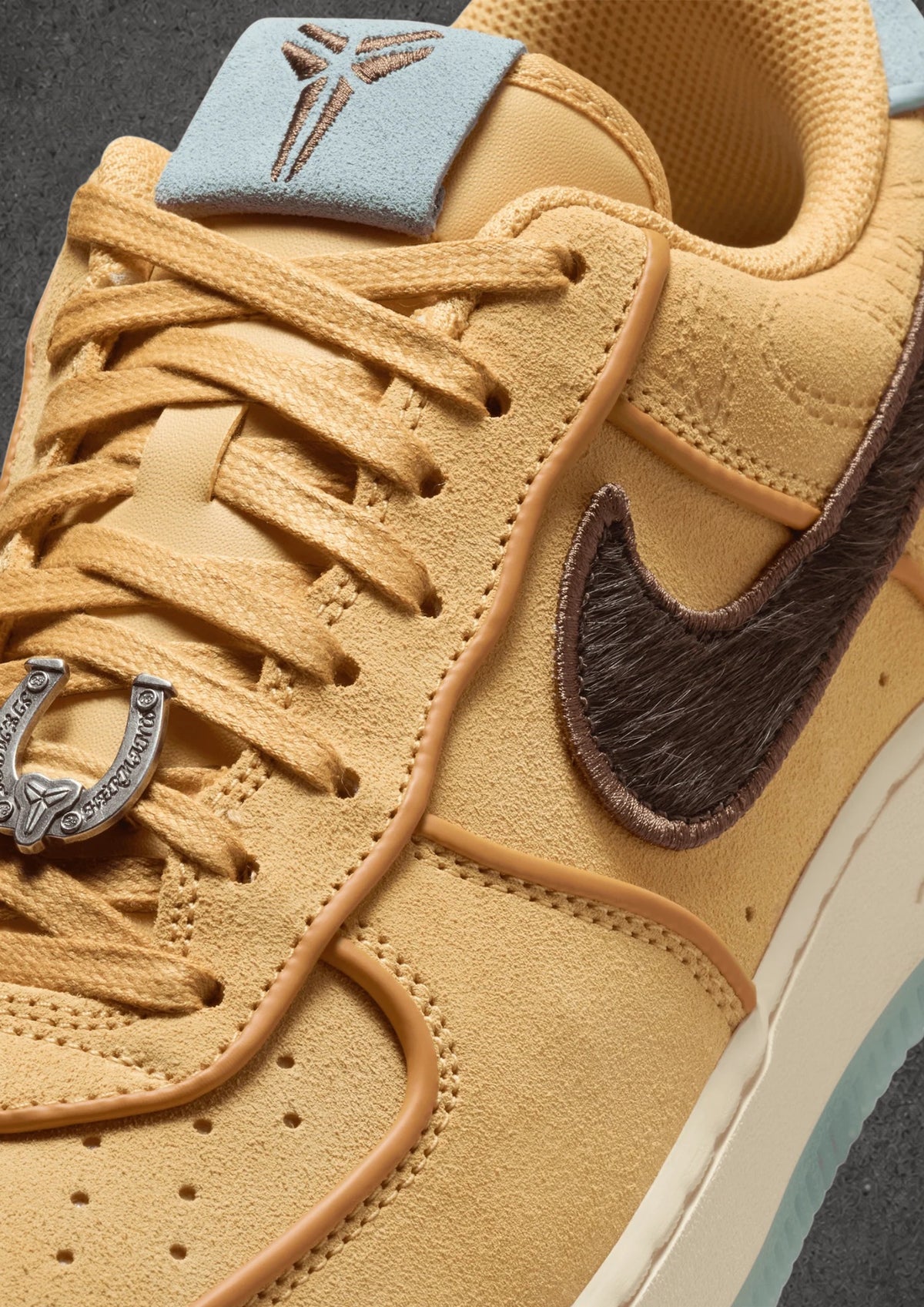 Nike Air Force 1 low Protro Kobe “SIEMPRE HERMANOS”
