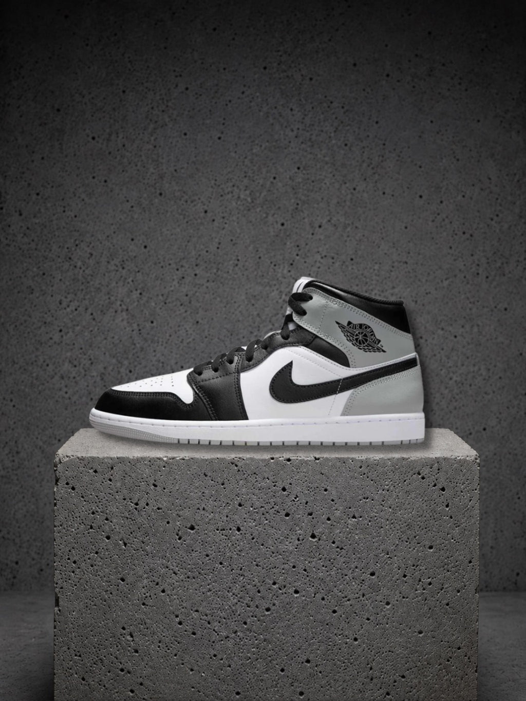 Jordan 1 Mid “BARONS”