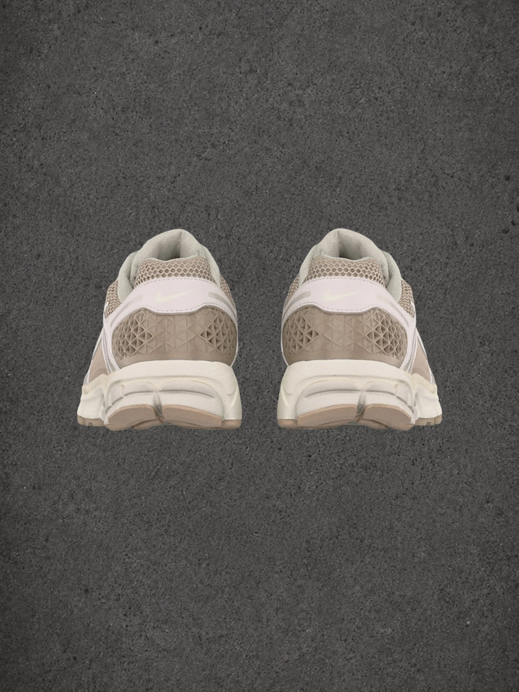 Nike Zoom Vomero 5 “Phantom Cream”