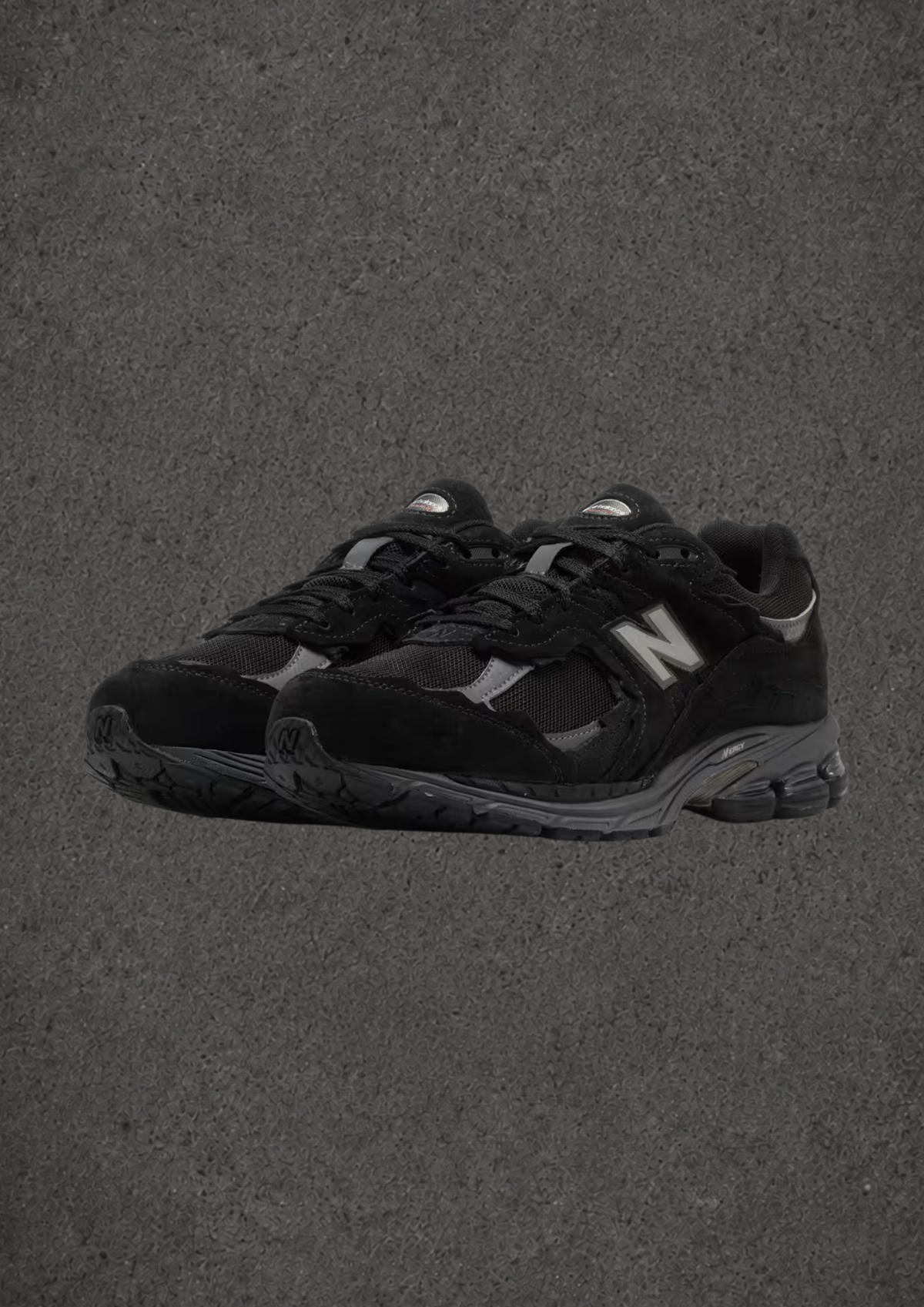 New Balance 2002R Gore-Tex “PROTECTION PACK BLACK MAGNET”