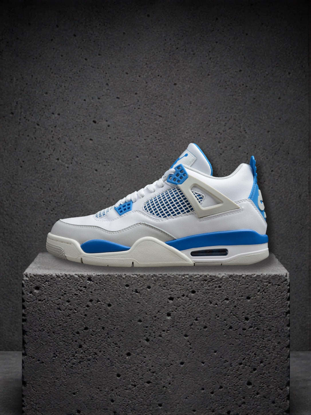 Jordan 4 military Blue (2024)