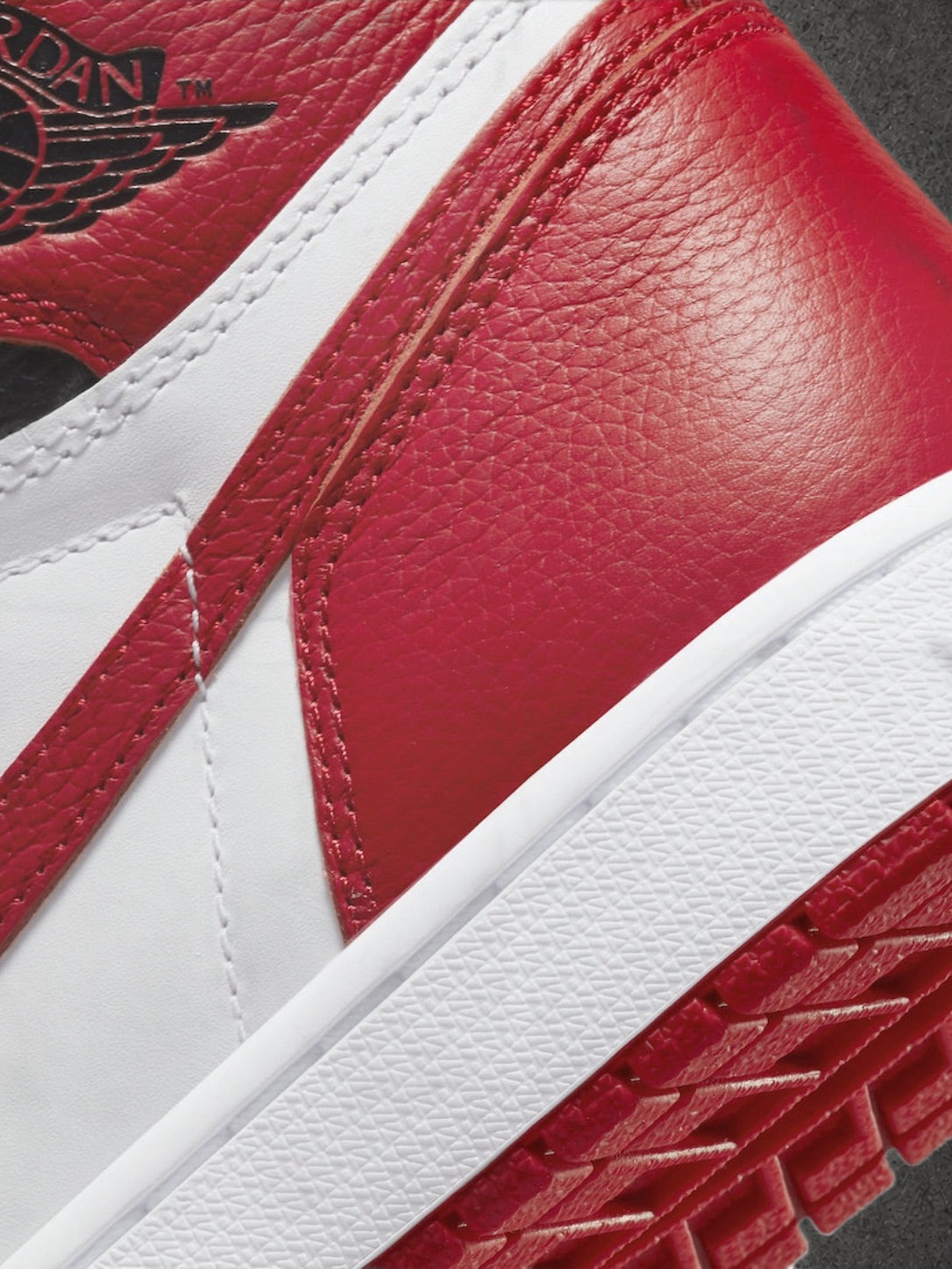 Jordan 1 Retro High OG “HERITAGE”